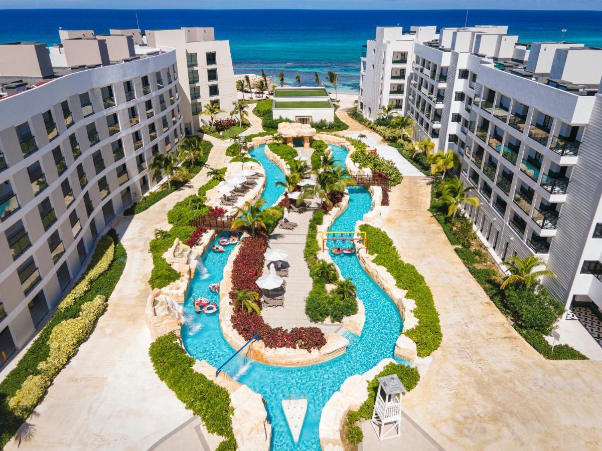 Отель Ocean Eden Bay (Adults Only) Spring Rises Экстерьер фото Aerial view of the resort
